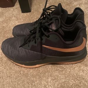 Nike Air Max Infuriate 3 Low